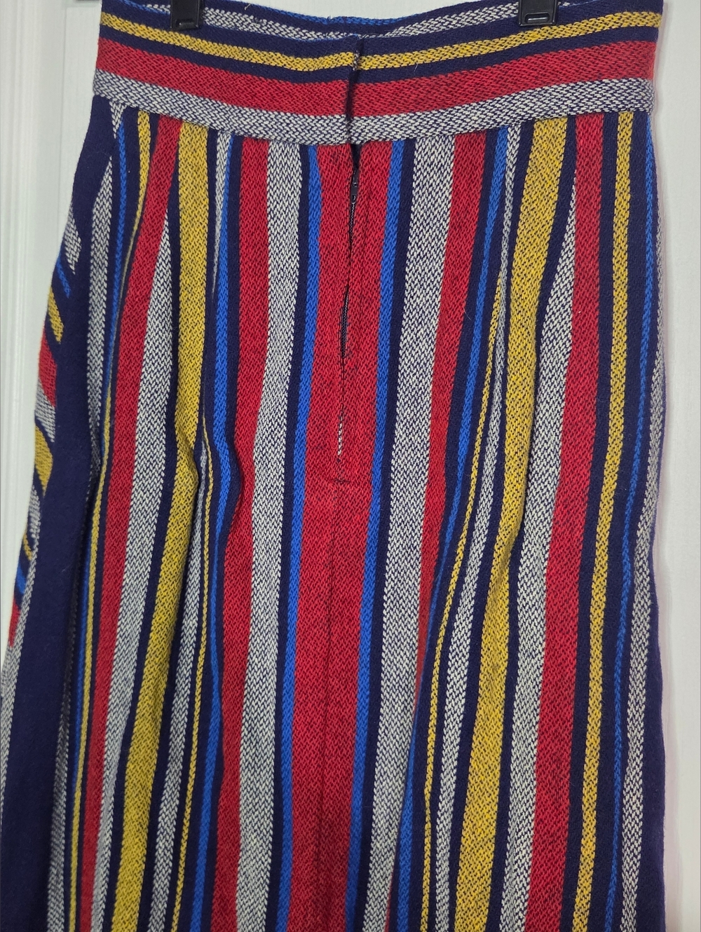 Vintage 1970s A-Line Chevron Stripe Skirt W/ Front Slit Size XXS Bobbie Brooks - Picture 4 of 6